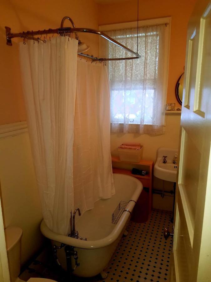 סרנק לייק Franklin Manor Bed And Breakfast מראה חיצוני תמונה