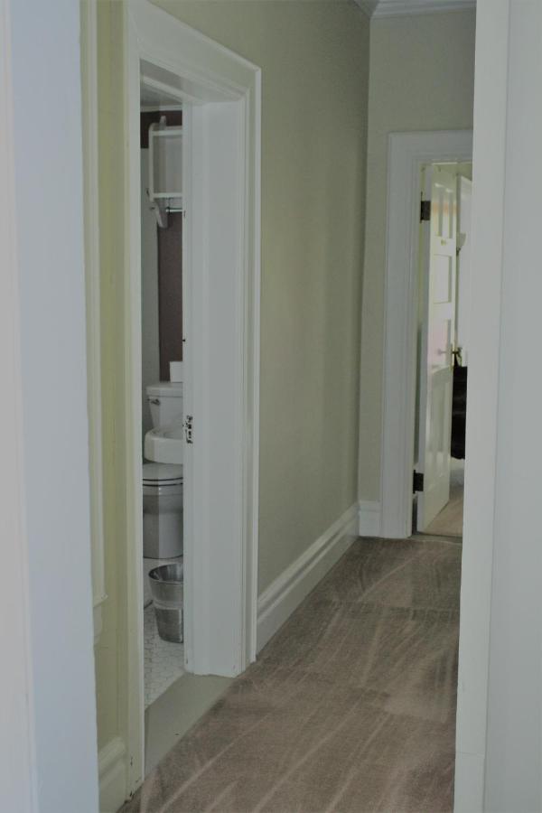 סרנק לייק Franklin Manor Bed And Breakfast מראה חיצוני תמונה