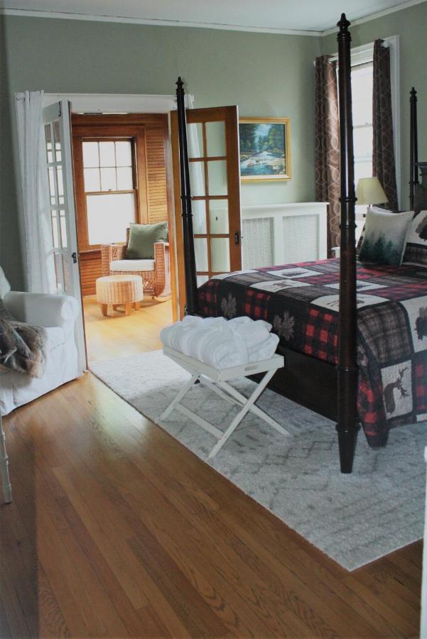 סרנק לייק Franklin Manor Bed And Breakfast מראה חיצוני תמונה