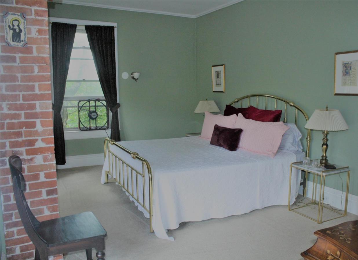 סרנק לייק Franklin Manor Bed And Breakfast מראה חיצוני תמונה
